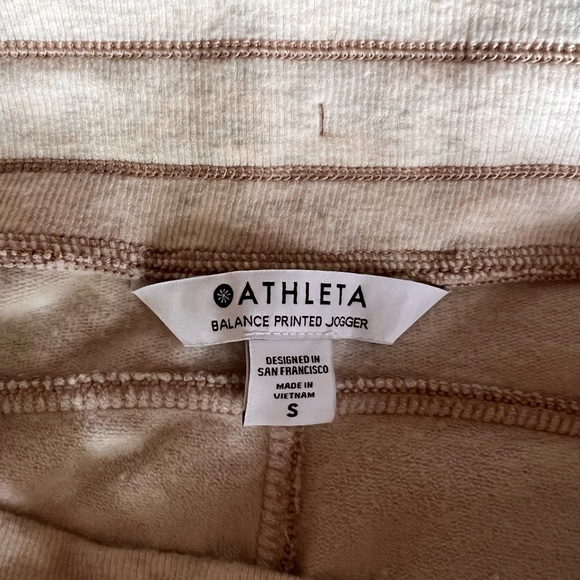 Camo Athleta joggers - S - Never worn - Picture 4 of 7